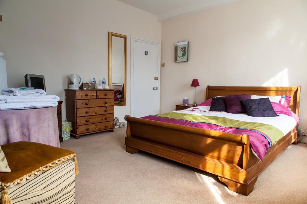 Wisteria House Bed & Breakfast Lymington Room photo